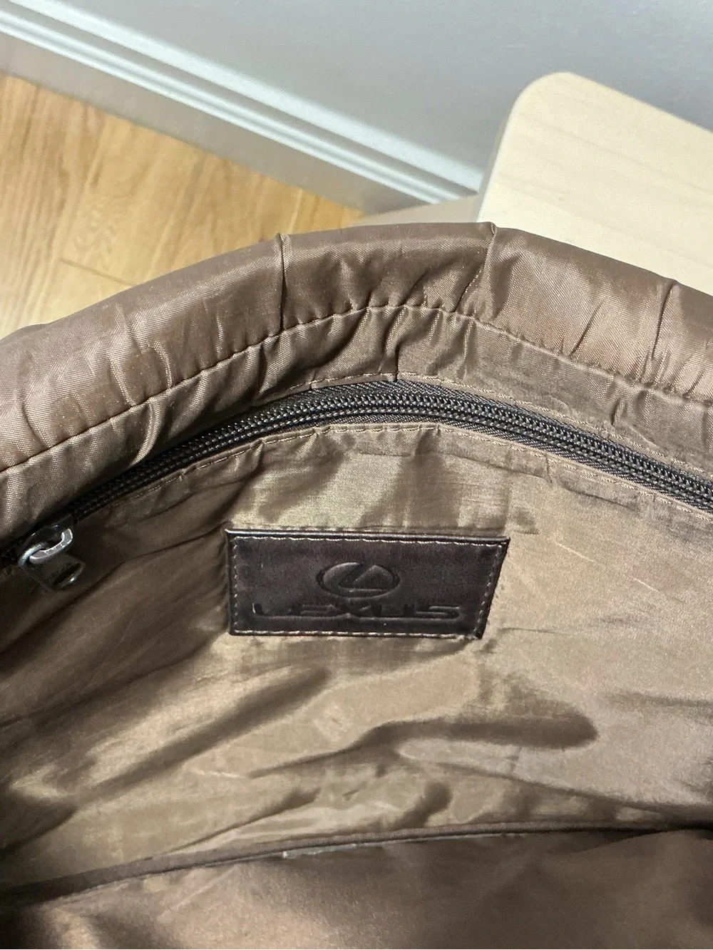 Vintage Lexus Promotional Brown Leather Briefcase / Messenger Bag.